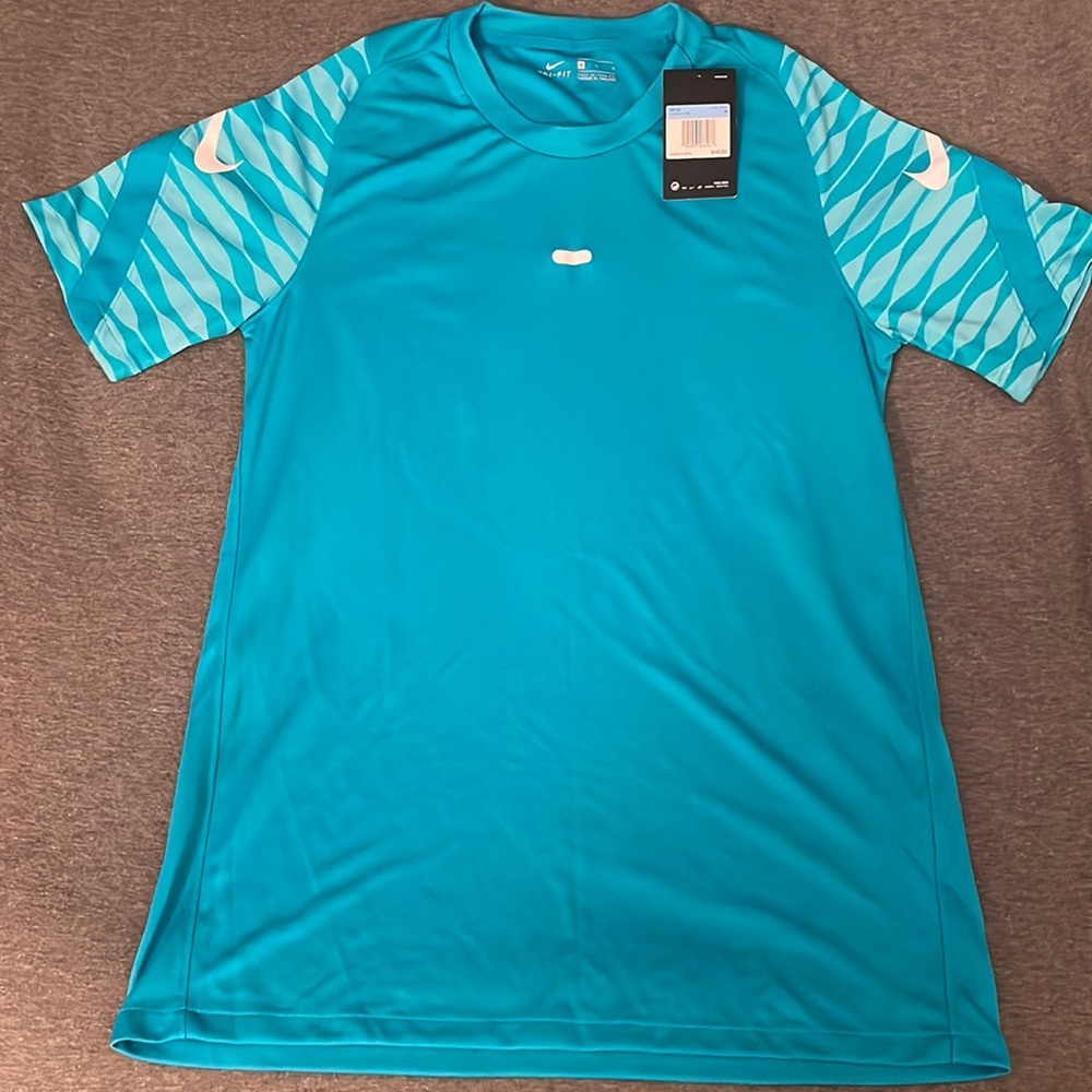 Nike dri- fit shirt, size medium (New)